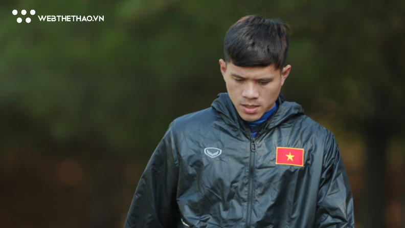 AFF Cup 2018: Trung vệ đội tuyển Việt Nam chấn thương trước buổi tập sáng 24/10