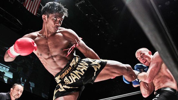 Bản lĩnh "thánh Muay" Buakaw trên sàn MMA như thế nào?
