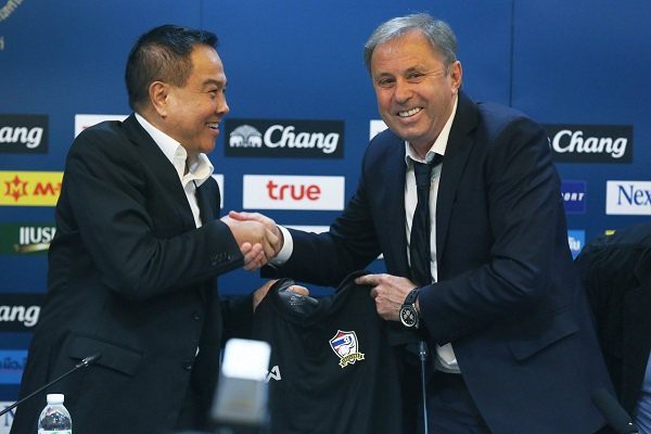 AFF Cup 2018: Anh cả Việt Nam và đòn gió của Thái Lan - Ảnh 7. AFF Cup 2018: Anh cả Việt Nam và đòn gió của Thái Lan - Ảnh 7.