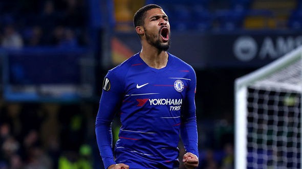 Người hùng Chelsea trong trận thắng BATE được khuyên nên ra đi nếu không muốn đánh bóng ghế dự bị