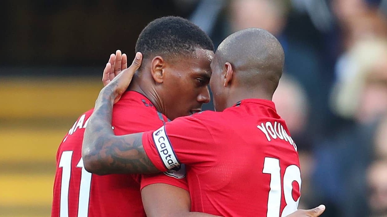 Chuyên gia Mark Lawrenson nhận định dự đoán tỷ số trận Man Utd - Everton
