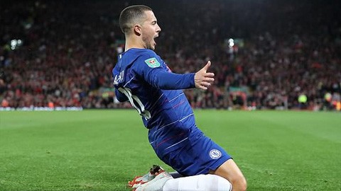 Đây là lý do tại sao chấn thương từ năm ngoái của Hazard lại đang có lợi cho Chelsea