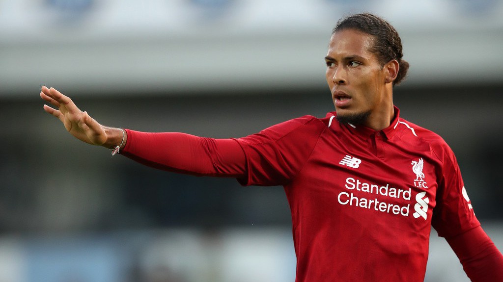 Van Dijk từng bị từ chối mua với giá triệu 6 bảng do… quá chậm