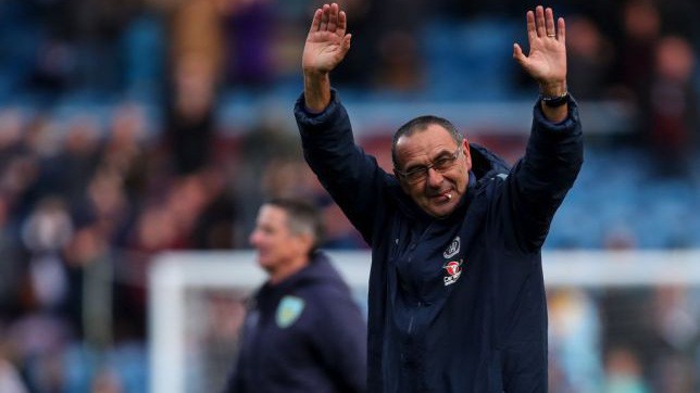 Màn hủy diệt Burnley của Chelsea giúp HLV Maurizio Sarri đi vào lịch sử