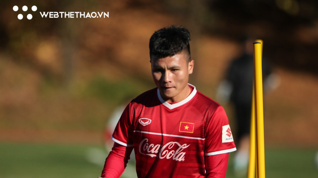 AFF Cup 2018: Công Phượng, Xuân Trường chưa chắc đá chính, thế “cửa” nào cho Quang Hải, Hùng Dũng?