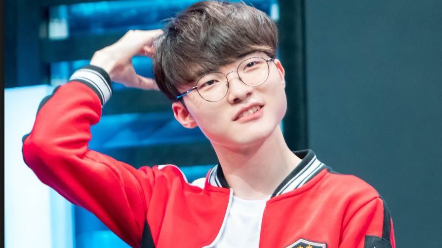 Faker được vinh danh tại Esports Hall of Fame