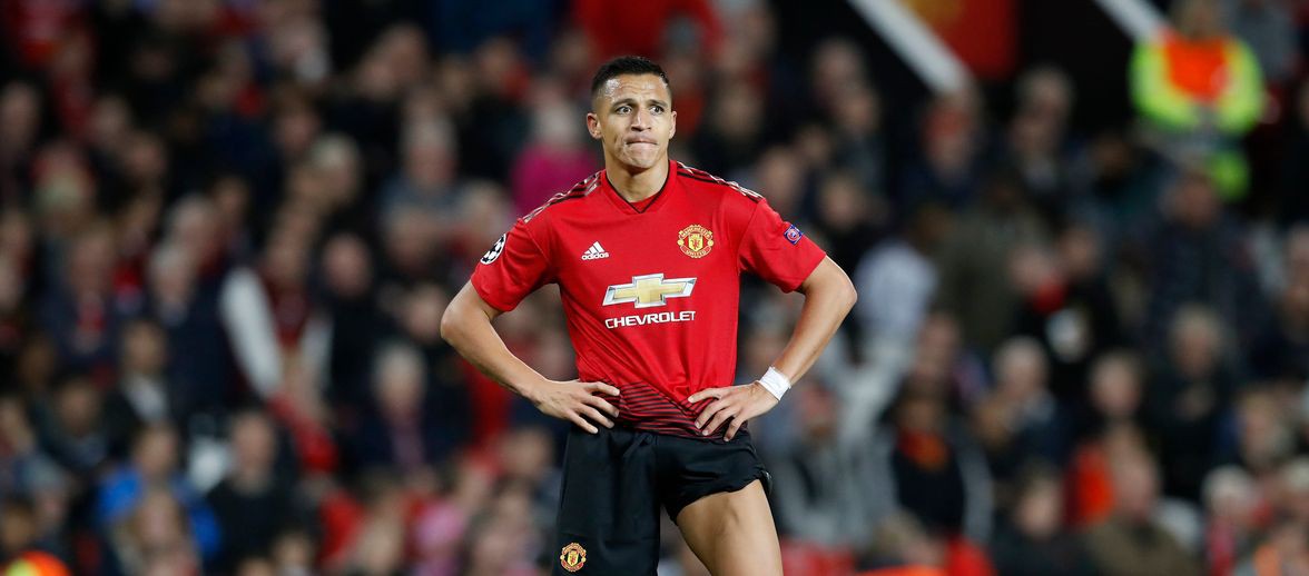 Chấm điểm Man Utd ở trận hòa Valencia: Khi học trò cưng của Mourinho bị... điểm liệt - Ảnh 3. Chấm điểm Man Utd ở trận hòa Valencia: Khi học trò cưng của Mourinho bị... điểm liệt - Ảnh 3.