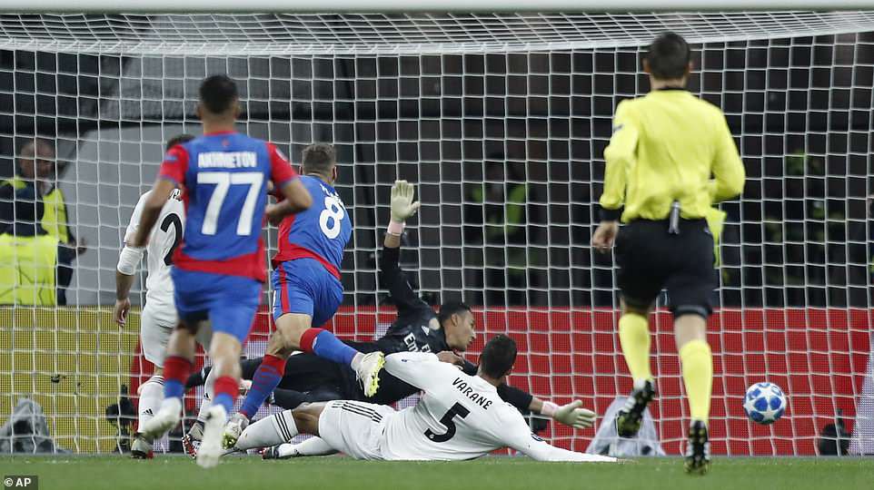 Bàn thua lịch sử và top 5 sự kiện đáng chú ý trong thất bại sốc của Real trước CSKA Moscow - Ảnh 1. Bàn thua lịch sử và top 5 sự kiện đáng chú ý trong thất bại sốc của Real trước CSKA Moscow - Ảnh 1.