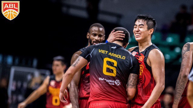 Stefan Tuấn Tú còn nguyên cơ hội khoác áo Saigon Heat