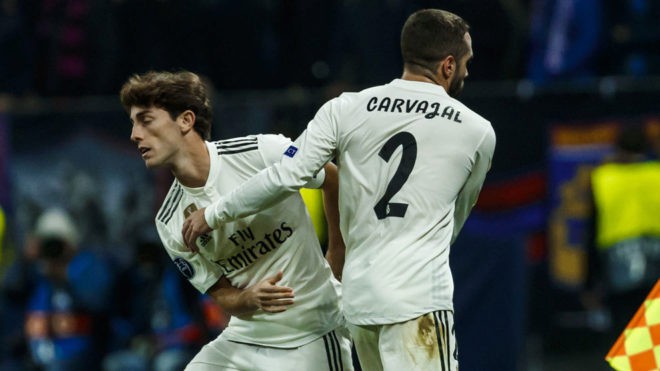 3 lý do gây sốc khiến Julen Lopetegui bị Real Madrid sa thải - Ảnh 4. 3 lý do gây sốc khiến Julen Lopetegui bị Real Madrid sa thải - Ảnh 4.