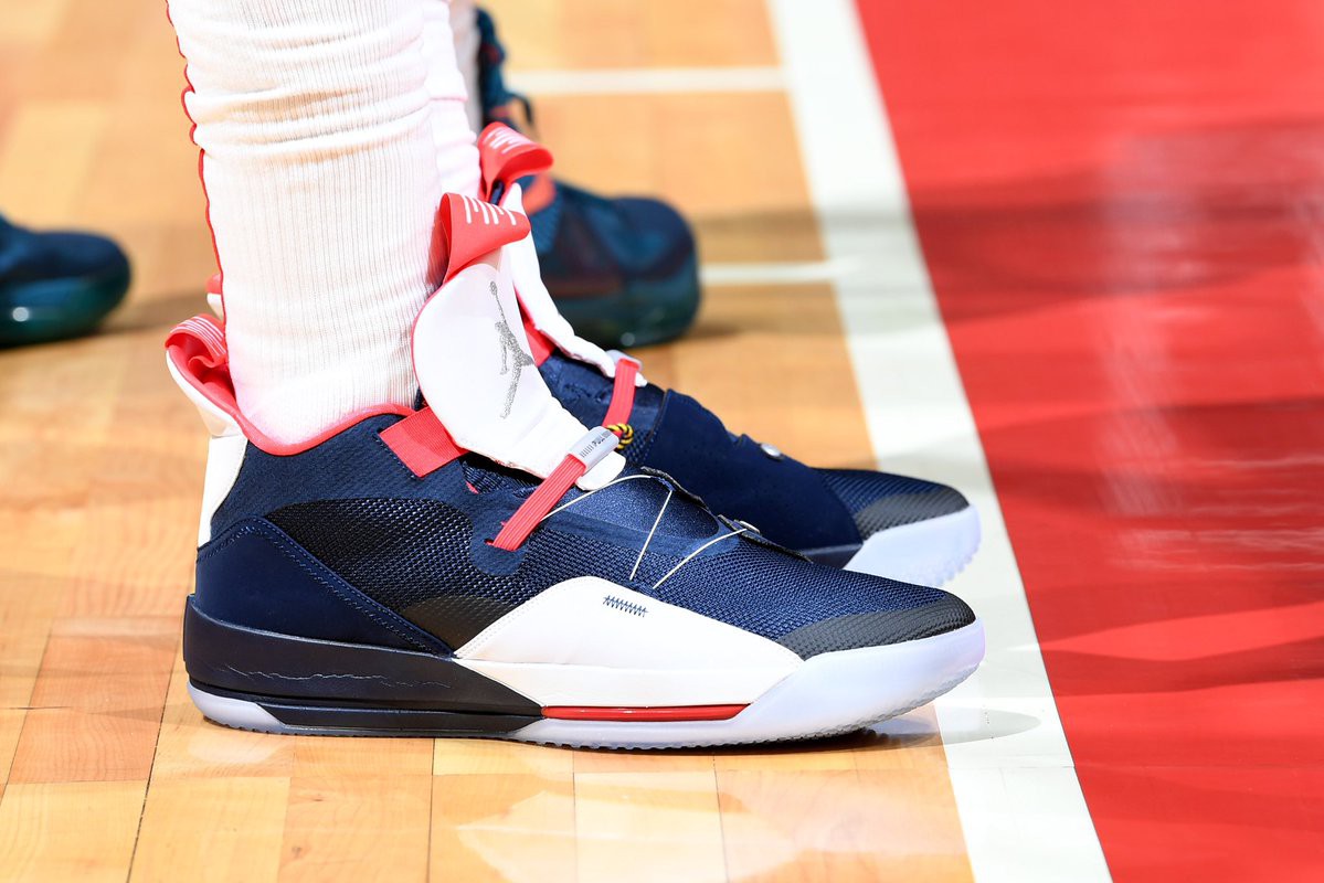 Đôi Air Jordan 33 PE của Jeff Green. Đôi Air Jordan 33 PE của Jeff Green.