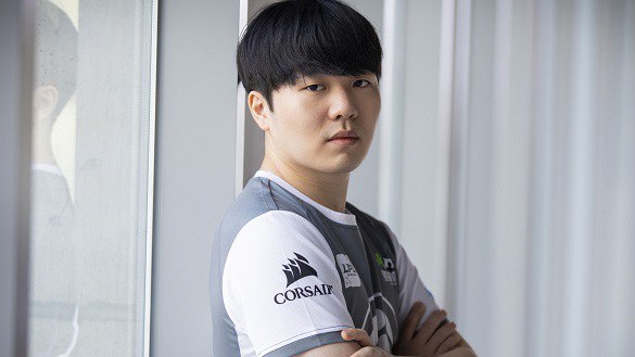 CKTG 2018 - IG Rookie: "Tôi muốn chống lại Caps. Tôi muốn đánh bại anh ấy để chứng minh rằng tôi mạnh hơn."