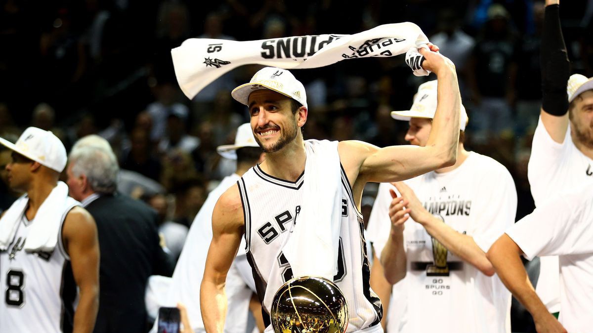San Antonio Spurs công bố thời điểm treo áo cho Manu Ginobili