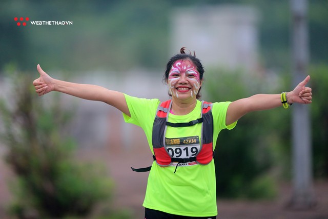 Longbien Marathon 2018: Họ đã lướt trên những đôi cánh của ước mơ! - Ảnh 5. Longbien Marathon 2018: Họ đã lướt trên những đôi cánh của ước mơ! - Ảnh 5.
