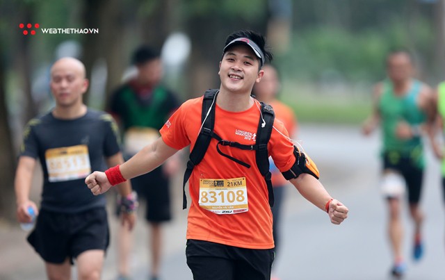 Longbien Marathon 2018: Họ đã lướt trên những đôi cánh của ước mơ! - Ảnh 1. Longbien Marathon 2018: Họ đã lướt trên những đôi cánh của ước mơ! - Ảnh 1.
