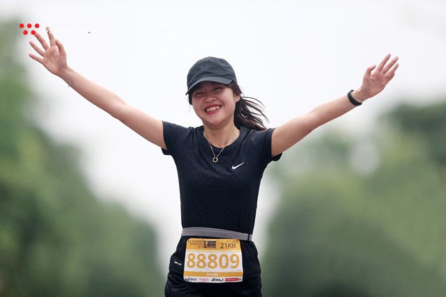 Longbien Marathon 2018: Họ đã lướt trên những đôi cánh của ước mơ! - Ảnh 11. Longbien Marathon 2018: Họ đã lướt trên những đôi cánh của ước mơ! - Ảnh 11.