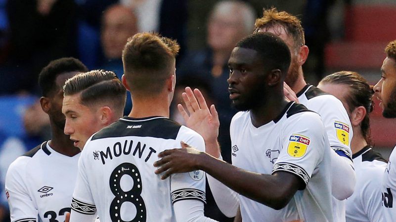 Tiết lộ lý do vì sao Chelsea đồng ý 2 sao trẻ cho Derby County mượn được ra sân đối đầu với chính Chelsea