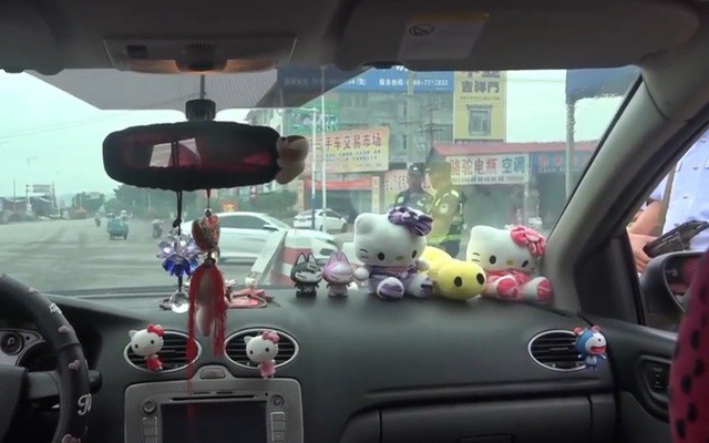 Những phụ kiện ô tô mua về chỉ tổ tiền mất tật mang - Ảnh 7. Những phụ kiện ô tô mua về chỉ tổ tiền mất tật mang - Ảnh 7.