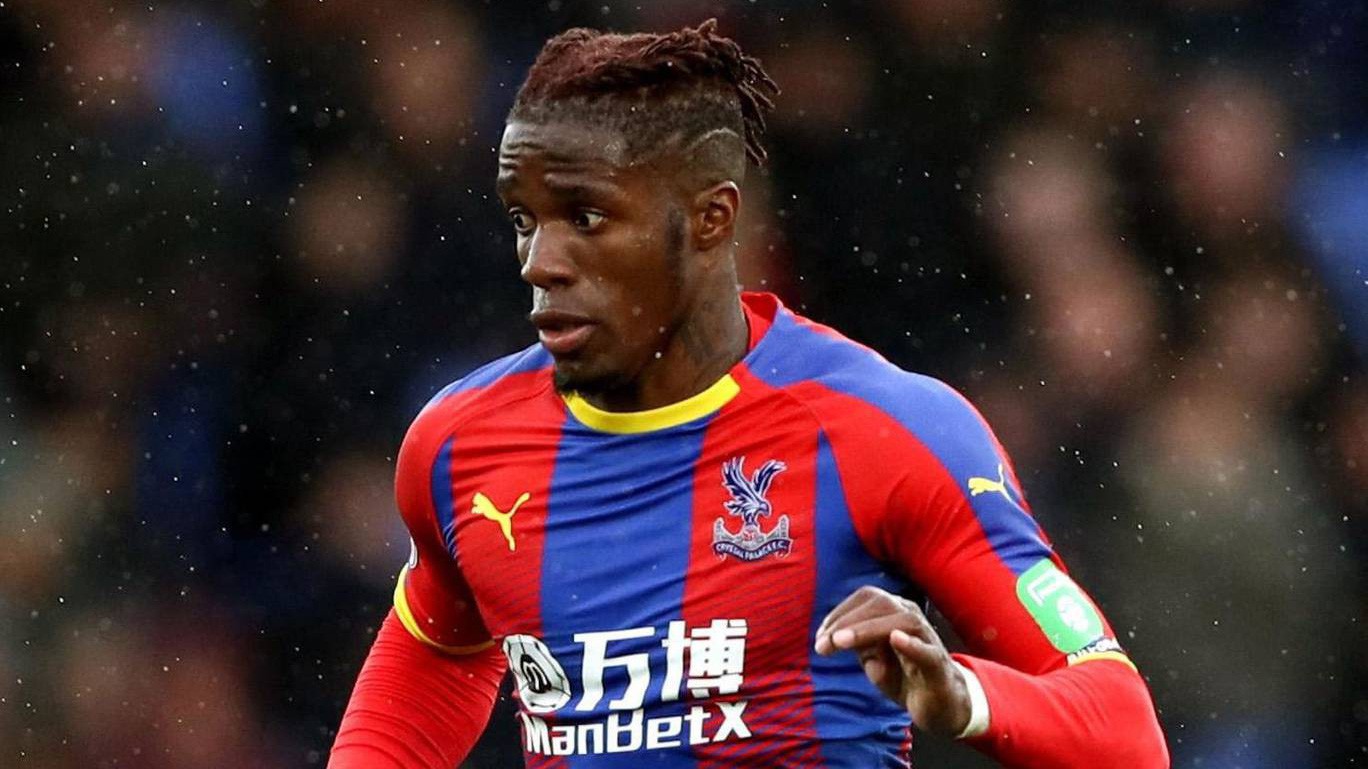 Gia đình cựu sao Man Utd bị phân biệt chủng tộc và dọa giết sau trận gặp Arsenal
