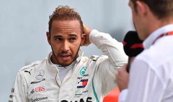 Lewis Hamilton sẽ gắn bó với Mercedes đến tận năm 2023? - Ảnh 1. Lewis Hamilton sẽ gắn bó với Mercedes đến tận năm 2023? - Ảnh 1.