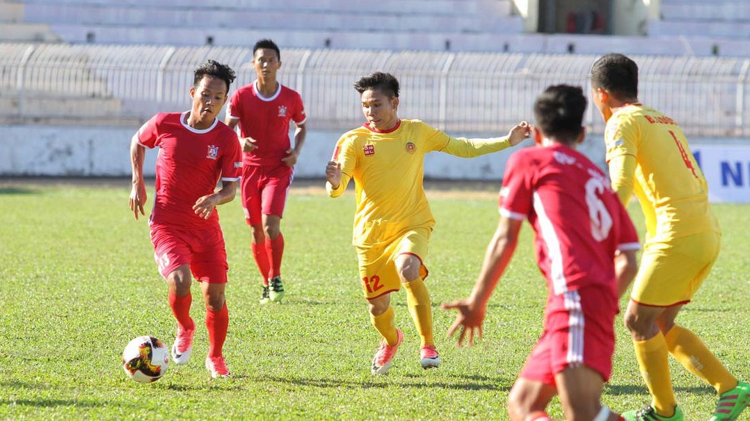 Sau V.League, Giải hạng Nhất QG 2018 cũng nghẹt thở cuộc đua trụ hạng