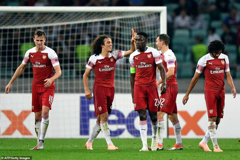 Vì học trò, HLV Emery phá bỏ truyền thống của Wenger tại Europa League - Ảnh 1.