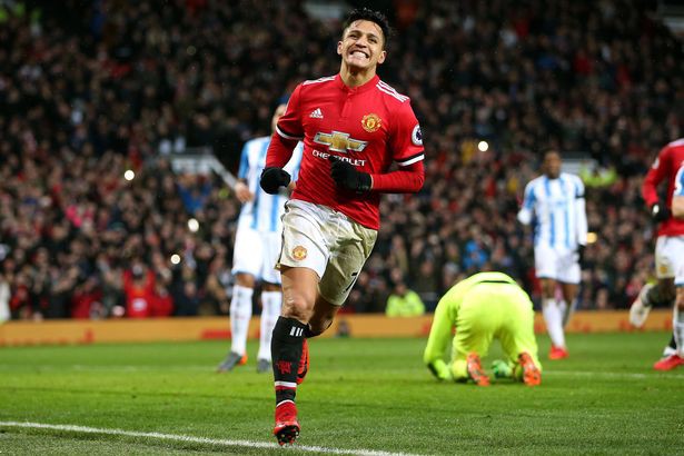 Choáng với số tiền cả trăm tỷ đồng Man Utd đang phải bỏ ra mua bàn thắng của Alexis Sanchez - Ảnh 2.
