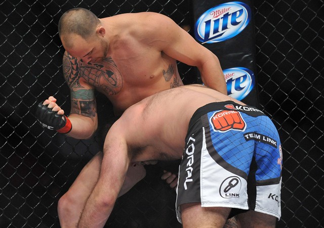 Những kỹ thuật kế tiếp nên vào danh sách cấm của MMA - Ảnh 4. Những kỹ thuật kế tiếp nên vào danh sách cấm của MMA - Ảnh 4.