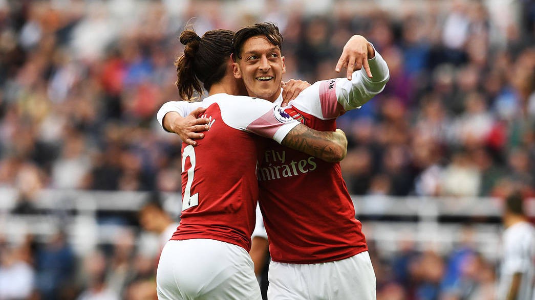 Ghi bàn liên tiếp, Ozil đang đạt tới mức độ tốt nhất tại Arsenal?