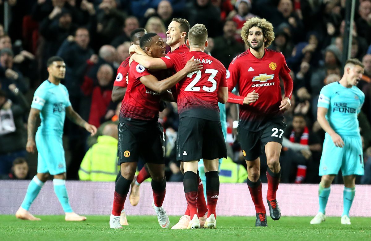 Video kết quả Ngoại hạng Anh 2018/19: Man Utd - Newcastle - Ảnh 1. Video kết quả Ngoại hạng Anh 2018/19: Man Utd - Newcastle - Ảnh 1.