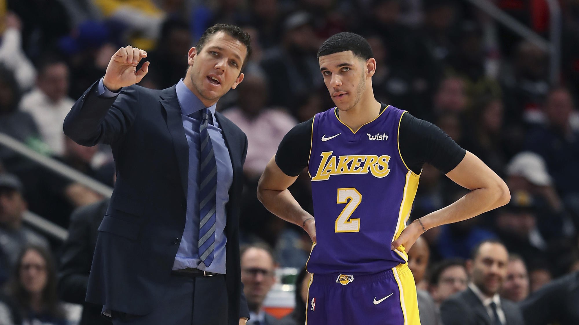 Playoffs năm nay thậm chí còn không phải mục tiêu của LA Lakers - Ảnh 1. Playoffs năm nay thậm chí còn không phải mục tiêu của LA Lakers - Ảnh 1.