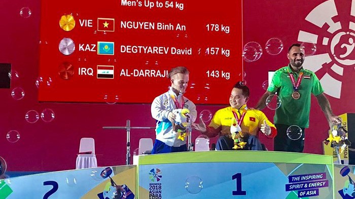 Nguyễn Bình An giành HCV thứ hai cho Việt Nam tại Asian Paragames 2018