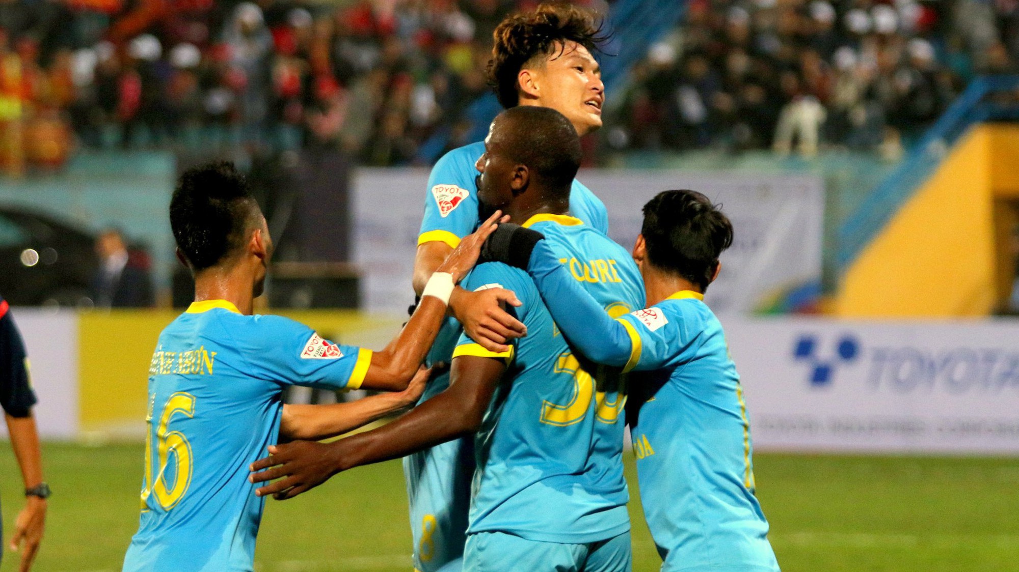 Trực tiếp V.League 2018 Vòng 26: FLC Thanh Hóa - Sanna Khánh Hòa BVN