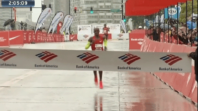 Sir Mo Farah lần đầu VĐ marathon với kỷ lục châu Âu ở Chicago