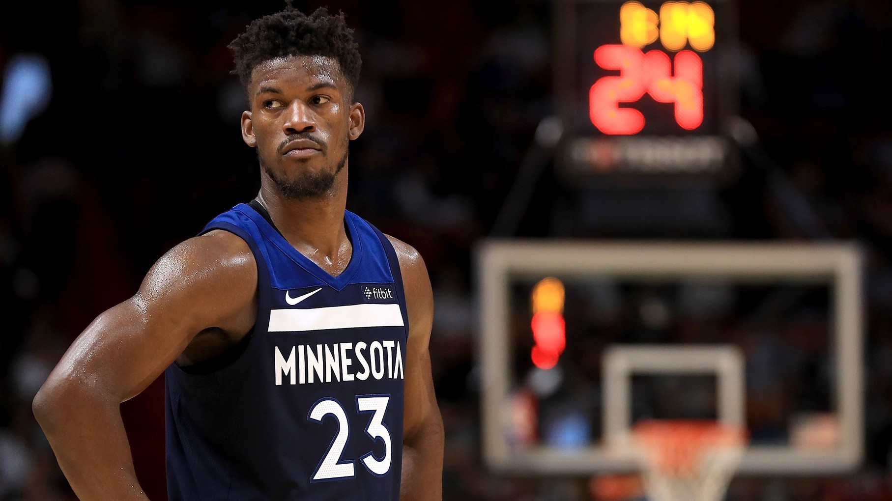 Thương lượng chưa xong nhưng áo đấu Miami Heat của Jimmy Butler bắt đầu được đăng bán?