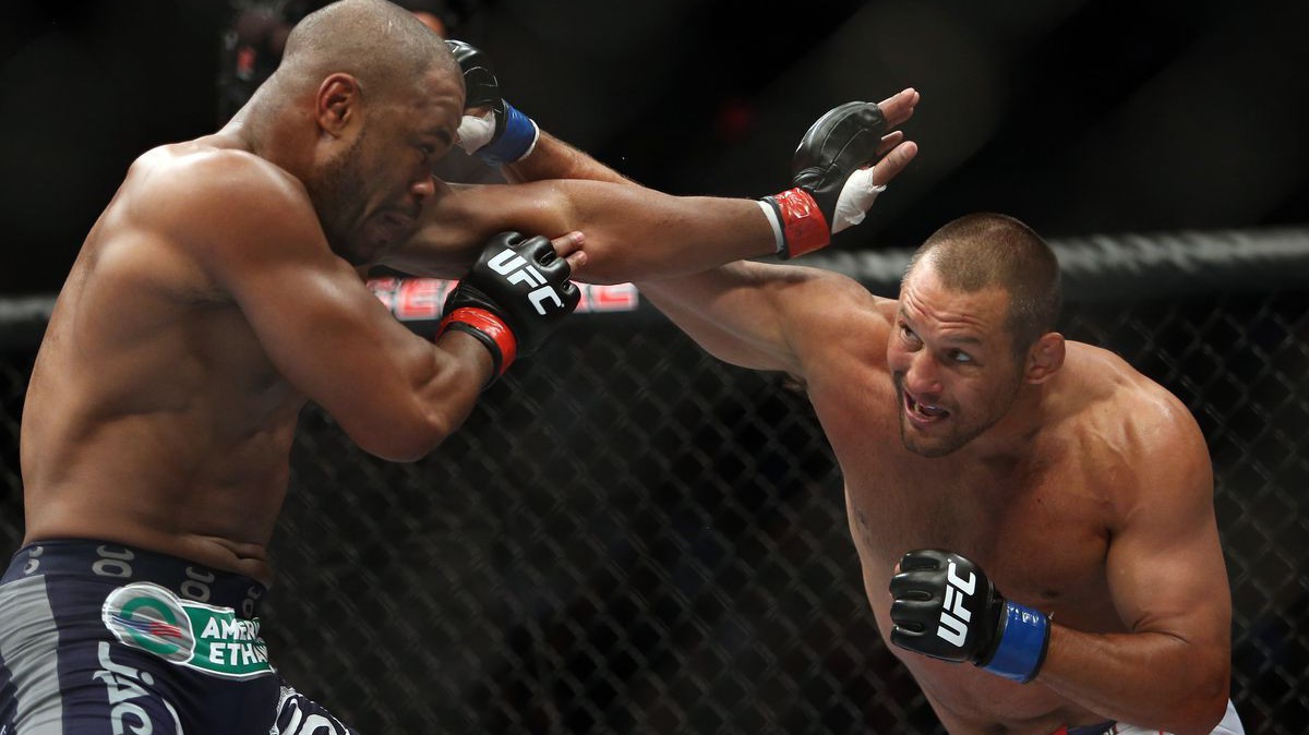 Vì sao kỹ thuật gạt đỡ bị xoá sổ khỏi MMA?