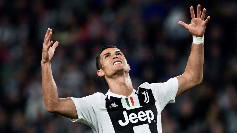 Nếu bị kết tội hiếp dâm, Ronaldo cần làm gì để tránh bị dẫn độ sang Mỹ?