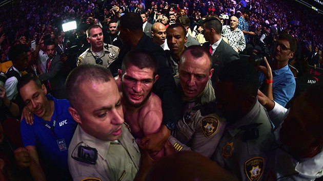 Huyền thoại bóng rổ suýt choảng nhau tại trận ẩu đả giữa Khabib và McGregor
