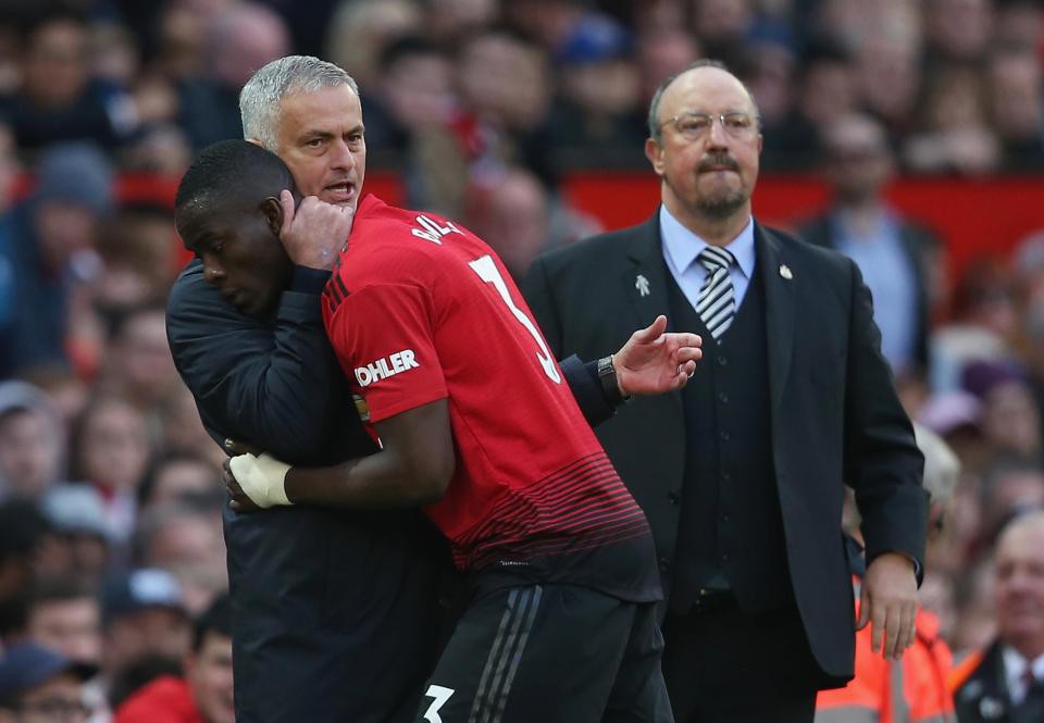 HLV Mourinho kêu gọi BLĐ Man Utd cấp tiền vá hàng thủ bằng 2 trung vệ Serie A - Ảnh 3. HLV Mourinho kêu gọi BLĐ Man Utd cấp tiền vá hàng thủ bằng 2 trung vệ Serie A - Ảnh 3.