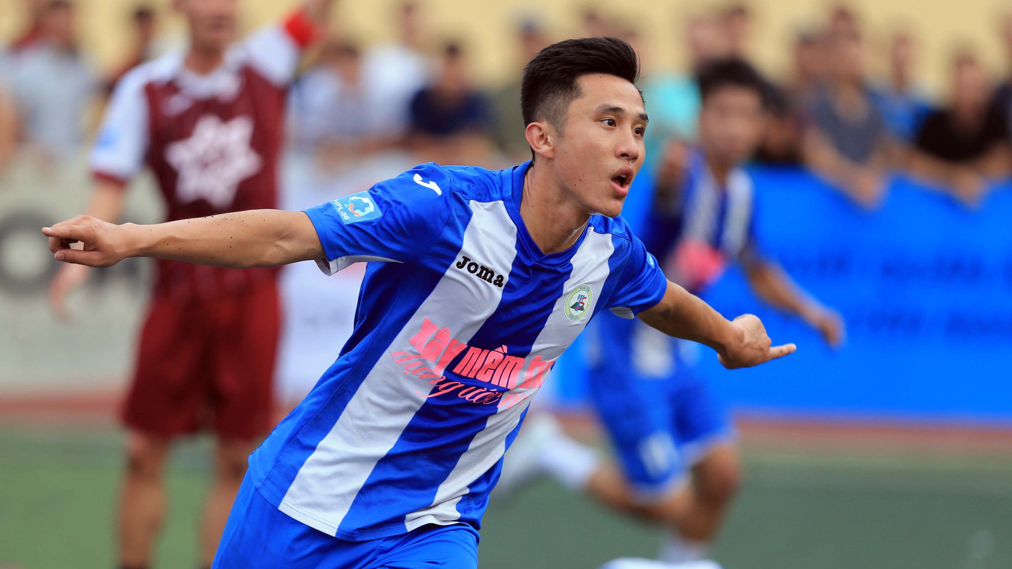 Long "lác" khẳng định giá trị với cú hat-trick đầu tiên tại HPL-S6