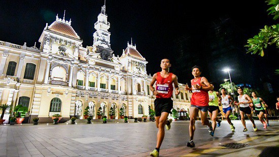 Đường chạy Techcombank HCMC International Marathon 2018 sẽ đi qua Dinh Độc Lập