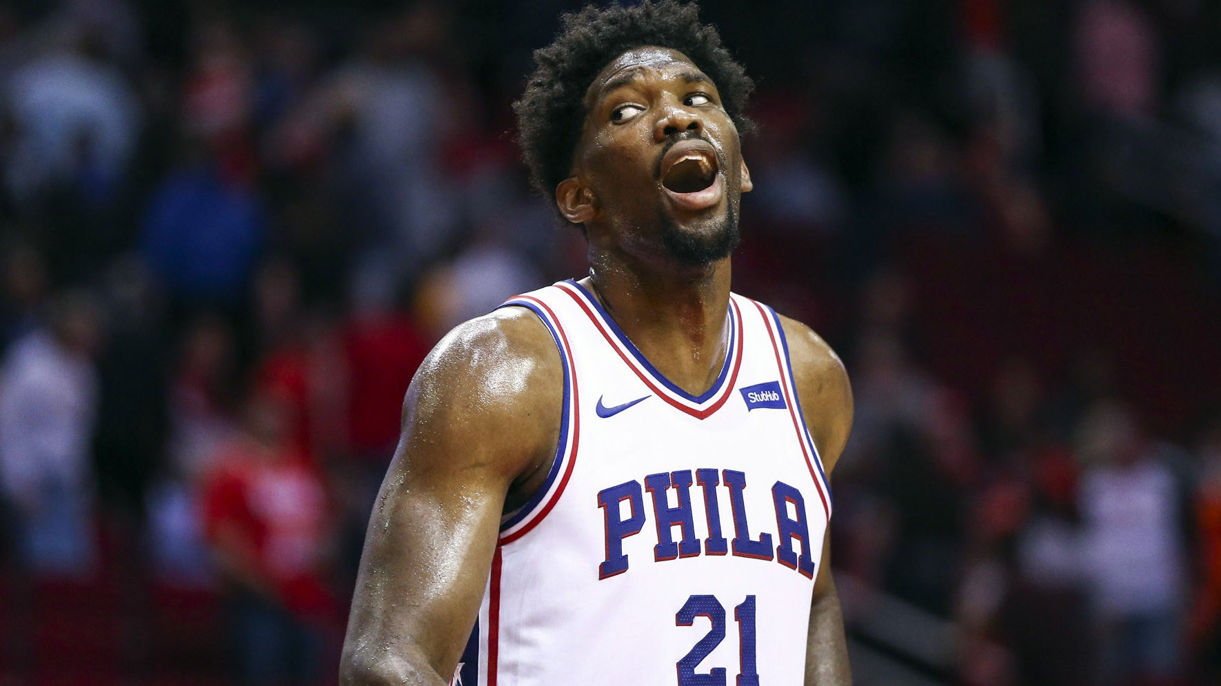 Nghe Joel Embiid bàn về chuyện trash-talk trên sân