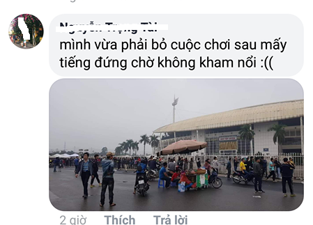 Hành trình xếp hàng mua vé xem ĐT Việt Nam qua “tiếng than” của cư dân mạng - Ảnh 7. Hành trình xếp hàng mua vé xem ĐT Việt Nam qua “tiếng than” của cư dân mạng - Ảnh 7.
