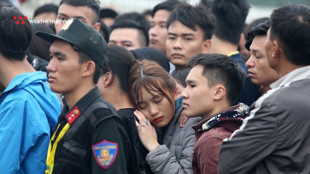 Cổ động viên bị VFF giới hạn số lượng vé ở trận gặp Malaysia