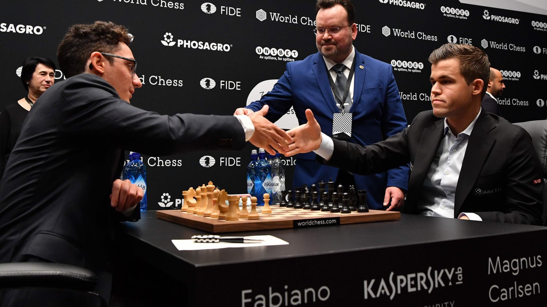 Fabiano Caruana đại chiến ông hoàng Magnus Carlsen: Cờ Vua vẫn giữ sức hút kỳ lạ