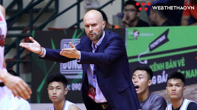 Nghi vấn HLV Predrag Lukic chia tay Thang Long Warriors