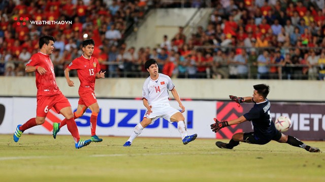 Công Phượng dẫn đầu danh sách cầu thủ xuất sắc nhất lượt trận đầu AFF Cup 2018
