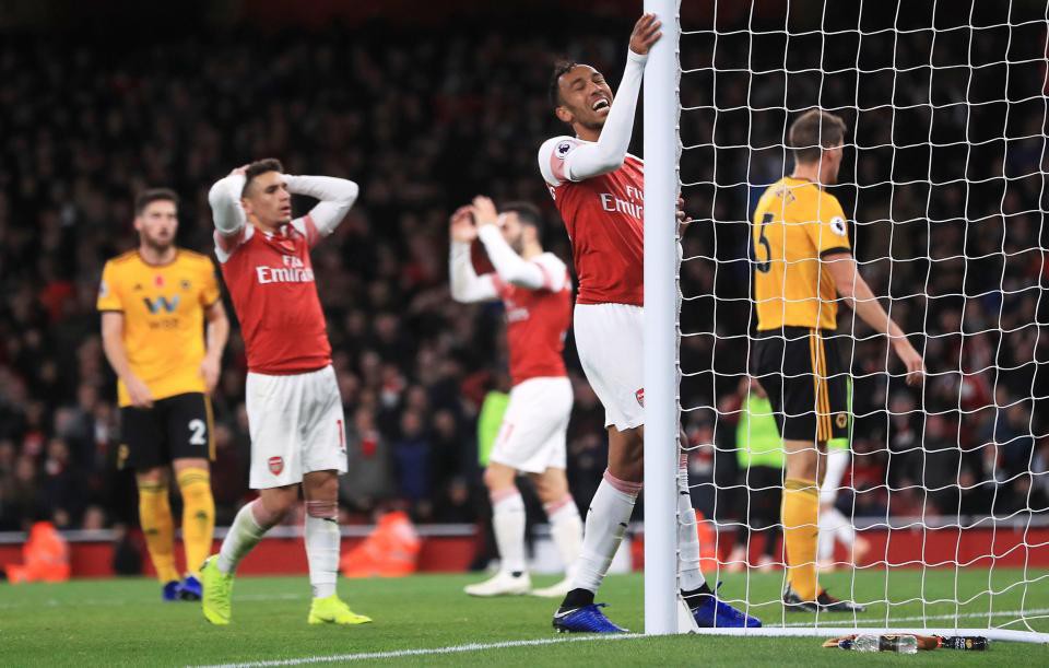 Nhìn từ trận hòa Wolves, đã đến lúc HLV Emery cần làm mới hàng công Pháo thủ? - Ảnh 6. Nhìn từ trận hòa Wolves, đã đến lúc HLV Emery cần làm mới hàng công Pháo thủ? - Ảnh 6.