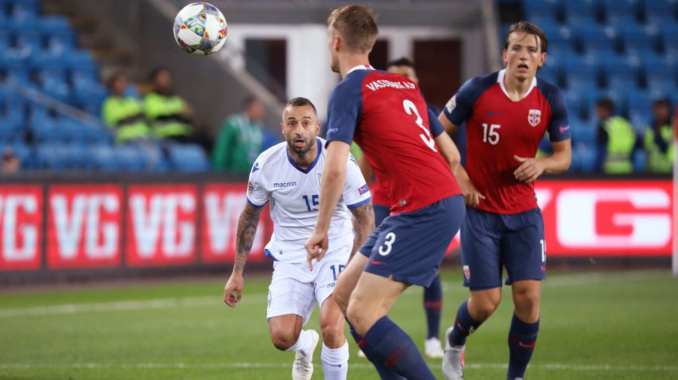 Nhận định tỷ lệ cược kèo bóng đá tài xỉu trận Slovenia vs Na Uy