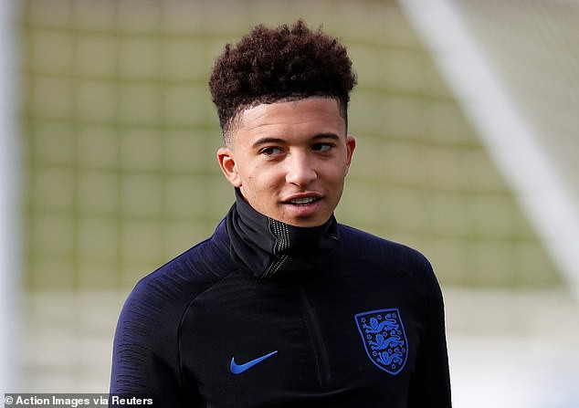 HLV Gareth Southgate gây sốc khi chọn đội trưởng tuyển Anh ở trận tôn vinh Rooney - Ảnh 6. HLV Gareth Southgate gây sốc khi chọn đội trưởng tuyển Anh ở trận tôn vinh Rooney - Ảnh 6.